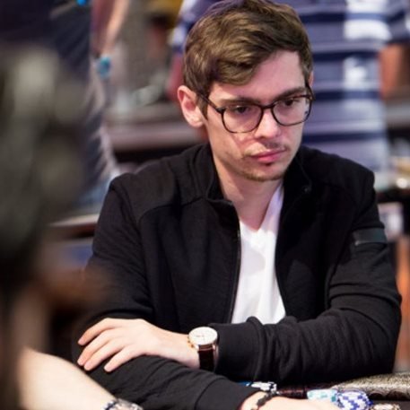 Fedor Holz auch beim Main-Eventnoch ordentlich dabei Fedor Holz Aussie Millions 2016 457