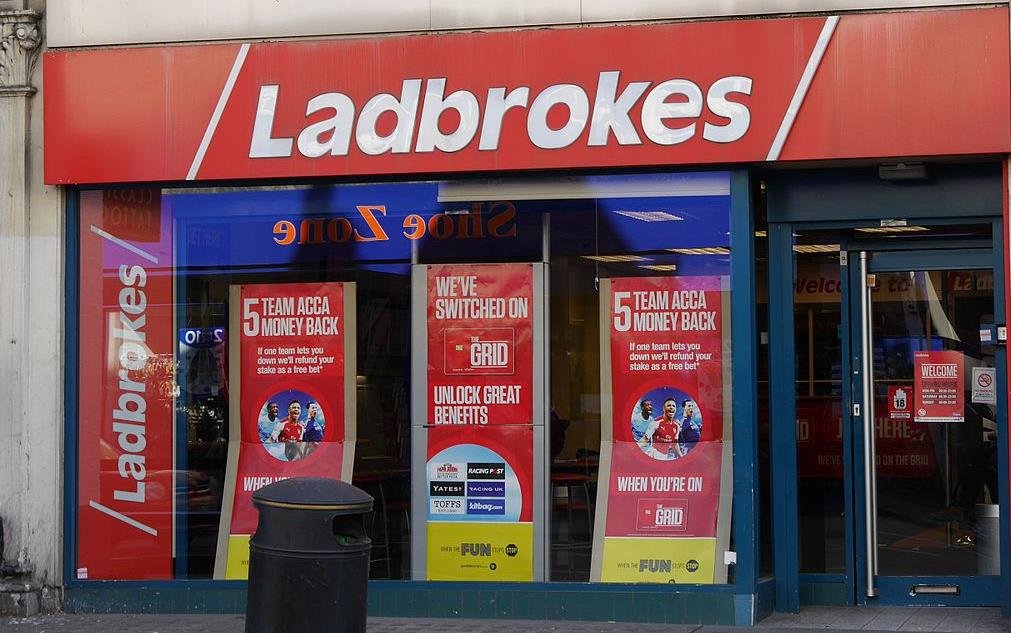 Ladbrokes Wettshop in London Ladbrokes Wettshop in London