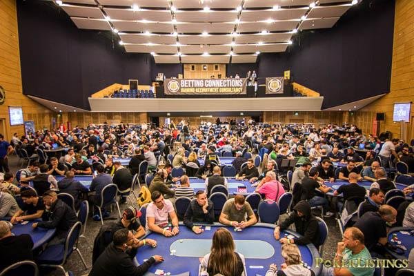 Volles Haus bei der BOM OptimizedNWM BOM20171A 4
