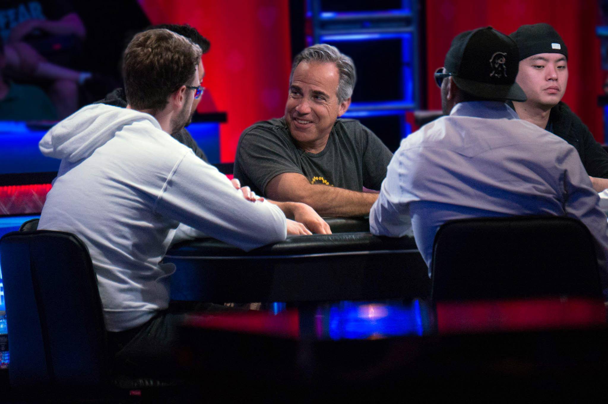 Cliff Josephy - Chipleader im Finale Optimized NWM 2016 WSOP Cliff Josephy 3
