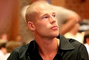 Patrik's Room in Monaco? Patrik Antonius 222