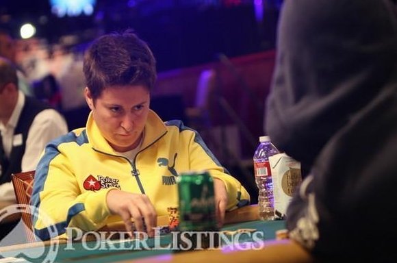 Vanessa Selbst Selbst 676