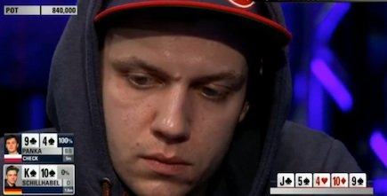 Stefan Schillhabel, hier in einer Hand gegen Dominik Panka Stefan Schillhabel