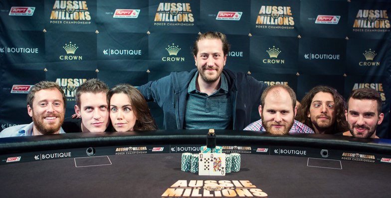 Steve O'Dwyer und ein etwas anderes Siegerfoto (PokerNews.com) Steve O'Dwyer und ein etwas anderes Siegerfoto