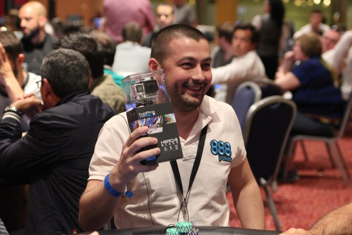 Ein stolzer Spieler beim 888Live Marbella Ein stolzer Spieler beim 888Live Marbella