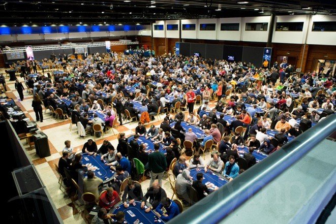 In Prag war die Hütte voll praguepoker full house