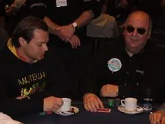 A chip and a cup of coffee:Willi Breuer und Andreas Krause Krause_Bräuer_Kaffee